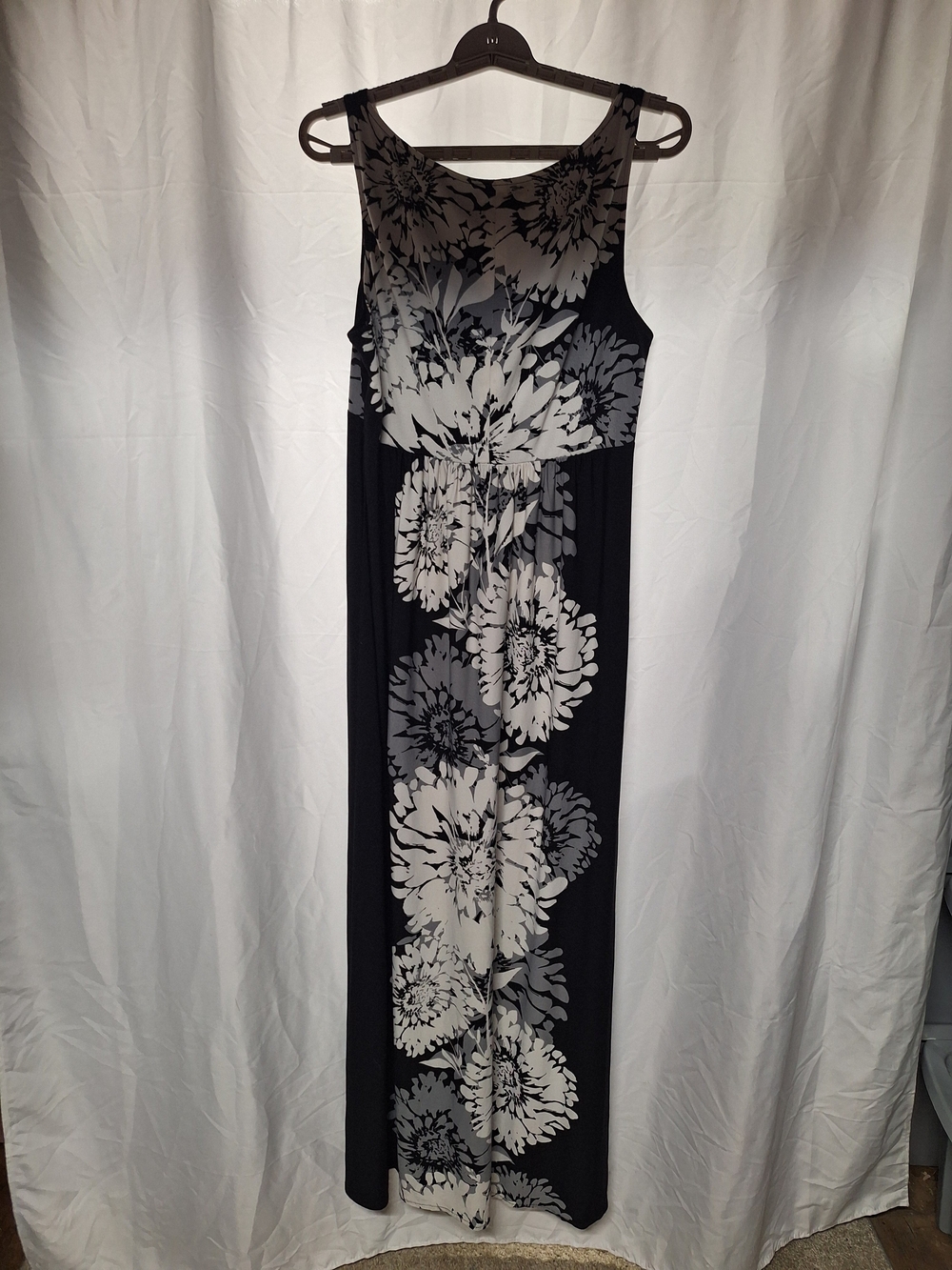 Maggy London Black Maxi Dress with Gray Floral Print